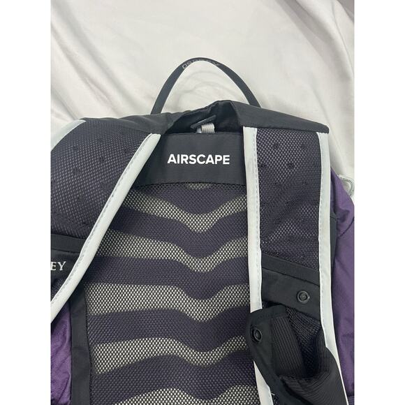 Osprey Tempest Jr Girls Youth Backpack AirScape Purple Hiking Camping School EUC - Picture 5 of 5